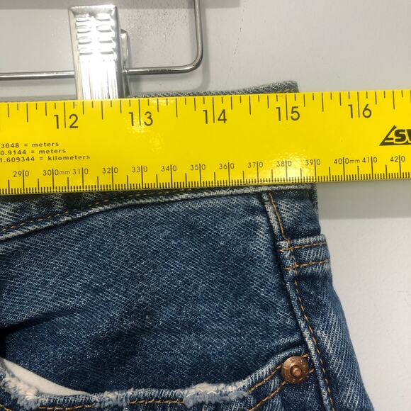 NWT Levi's Wedgie High Rise Straight Jeans Denim Size 29 X 28 - Picture 3 of 8